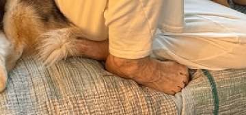 بعد صورة المذيعة البريطانية.. قدم أوزمبيك تثير مخاوف جديدة من علاج السمنة الشهير بعد صورة المذيعة البريطانية.. قدم أوزمبيك تثير مخاوف جديدة من علاج السمنة الشهير