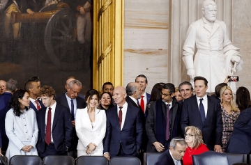 من العداء إلى المديح ثم الخيبة.. كيف خذلت سياسات ترامب عمالقة التكنولوجيا رغم الاسترضاء المكلف؟