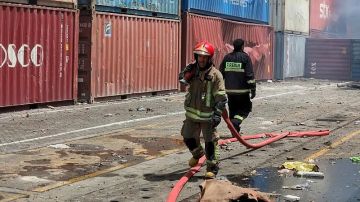 ارتفاع قتلى انفجار ميناء رجائي إلى 70.. وزير الداخلية الإيراني: الإهمال وعدم الالتزام بالإجراءات وراء الكارثة ارتفاع قتلى انفجار ميناء رجائي إلى 70.. وزير الداخلية الإيراني: الإهمال وعدم الالتزام بالإجراءات وراء الكارثة