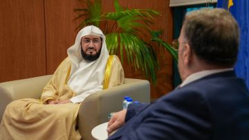 الشؤون الإسلامية تنظم زيارة لإمام وخطيب المسجد الحرام د. بندر بليلة إلى كوسوفو الشؤون الإسلامية تنظم زيارة لإمام وخطيب المسجد الحرام د. بندر بليلة إلى كوسوفو