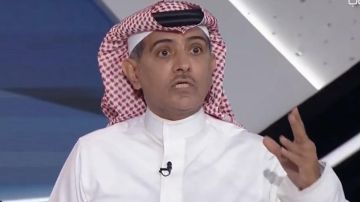 الهريفي لسلمان الفرج: عليك أن تحمدالله بأنك لعبت مع الهلال.. فيديو الهريفي لسلمان الفرج: عليك أن تحمدالله بأنك لعبت مع الهلال.. فيديو