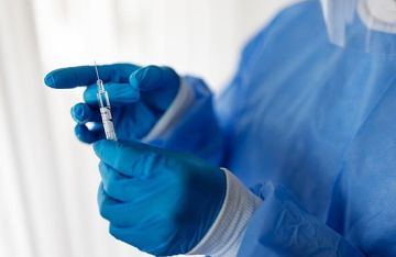 لقاح الحزام الناري يذهل الأطباء.. دراسة : اللقاح يقدم حماية غير متوقعة للقلب والأوعية الدموية