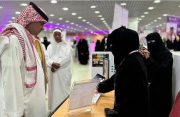 بمشاركة 49 مدرسة.. الغامدي يفتتح منافسات تحدي الطباعة ثلاثية الأبعاد بالطائف