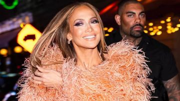 جينيفر لوبيز تتعرض لموقف محرج في حفل موسيقي خيري بنيويورك جينيفر لوبيز تتعرض لموقف محرج في حفل موسيقي خيري بنيويورك