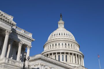 مشرعان جمهوريان يهددان بتفجير اتفاقين محتملين مع إيران والسعودية