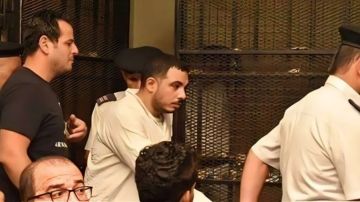 القضاء المصري يصدر حكما بحق والدة المتهم في قضية سفاح التجمع