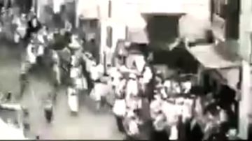 أول مقطع لموكب للملك عبد العزيز في مكة قبل معركة السبلة .. فيديو