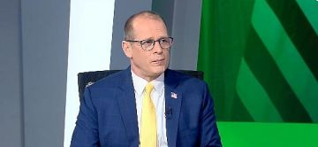 الخارجية الأمريكية: زيارة ترامب للسعودية تمثل نقطة تحول وبداية لمرحلة ثالثة في العلاقات الخارجية الأمريكية: زيارة ترامب للسعودية تمثل نقطة تحول وبداية لمرحلة ثالثة في العلاقات