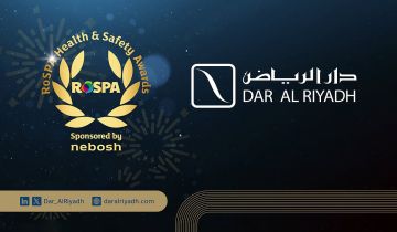 شركة دار الرياض تحصد جائزة عالمية من الجمعية الملكية للوقاية من الحوادث في المملكة المتحدة، تقديرا لتميزها في تطبيق أعلى معايير الصحة والسلامة