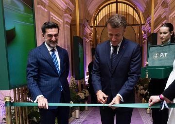 بحضور ماكرون والرميان.. صندوق الاستثمارات يفتتح مكتبا جديدا لشركة تابعة في باريس