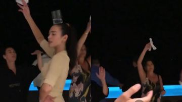 ليبا تخطف الأنظار برقصة تقليدية من تراث ألبانيا .. فيديو ليبا تخطف الأنظار برقصة تقليدية من تراث ألبانيا .. فيديو