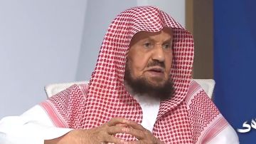 المنيع يوضح حكم إزالة الشعر للحاج الراغب في الأضحية .. فيديو