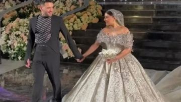 مطرب المهرجانات مسلم يحتفل بزفافه بإطلالة خارج التوقعات .. فيديو مطرب المهرجانات مسلم يحتفل بزفافه بإطلالة خارج التوقعات .. فيديو