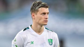 وكيل أليوسكي: نفكر في البقاء بالأهلي أو الانتقال لناد عربي آخر