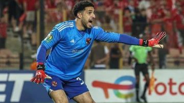 مفاوضات جادة بين فالنسيا والأهلي المصري لضم شوبير مفاوضات جادة بين فالنسيا والأهلي المصري لضم شوبير