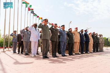 الكاميرون تعلن انضمامها رسميا إلى التحالف الإسلامي لمحاربة الإرهاب بقيادة السعودية (صور)