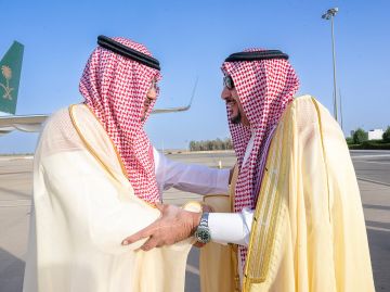 أمير القصيم يستقبل نائبه ويدعو له بالعون والتوفيق أمير القصيم يستقبل نائبه ويدعو له بالعون والتوفيق