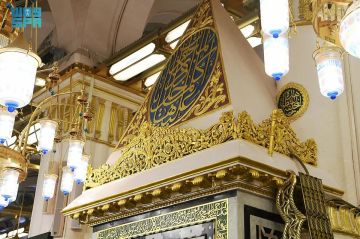 المسجد النبوي.. جهود إرشادية وتنظيمية تواكب دخول المصلين إلى الروضة الشريفة المسجد النبوي.. جهود إرشادية وتنظيمية تواكب دخول المصلين إلى الروضة الشريفة