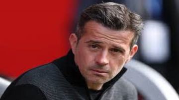 ماركو سيلفا يقترب من قيادة الهلال في كأس العالم للأندية ماركو سيلفا يقترب من قيادة الهلال في كأس العالم للأندية