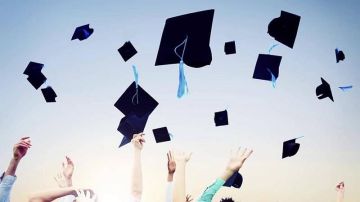 هل آن الأوان للوقاية من الآثار السلبية للبذخ في حفلات التخرج؟.. هنا حلول مقترحة