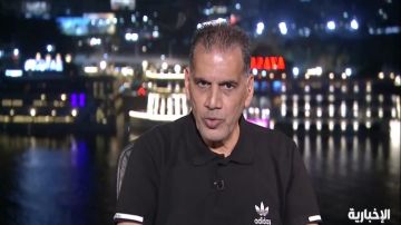 الغندور: الحكم منح الرائد ركلة جزاء غير صحيحة.. فيديو الغندور: الحكم منح الرائد ركلة جزاء غير صحيحة.. فيديو