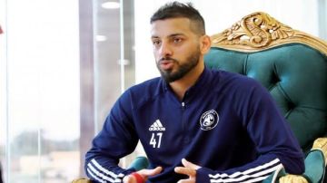 بصاص يحتفل على طريقته بإقصاء النصر الآسيوي.. فيديو بصاص يحتفل على طريقته بإقصاء النصر الآسيوي.. فيديو