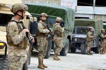 الجيش اللبناني يعلن تفكيك معمل لحبوب الكبتاغون عند الحدود السورية الجيش اللبناني يعلن تفكيك معمل لحبوب الكبتاغون عند الحدود السورية