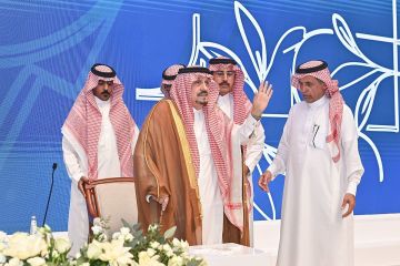 بالصور.. أمير الرياض يرعى حفل خريجي جامعة المجمعة ويدشن أهم مشاريعها بالصور.. أمير الرياض يرعى حفل خريجي جامعة المجمعة ويدشن أهم مشاريعها