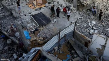 مجزرة جديدة في غزة: 12 شهيدا بينهم أطفال بغارات إسرائيلية على خيام نازحين مجزرة جديدة في غزة: 12 شهيدا بينهم أطفال بغارات إسرائيلية على خيام نازحين