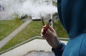 قد تفرض قيود على تداولها.. دراسة: اكتشاف تركيزات عالية من معادن سامة في السجائر الإلكترونية وحيدة الاستخدام