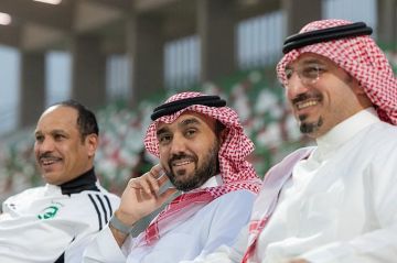 الأخضر السعودي أمام البحرين لإنعاش حظوظ التأهل لكأس العالم الأخضر السعودي أمام البحرين لإنعاش حظوظ التأهل لكأس العالم