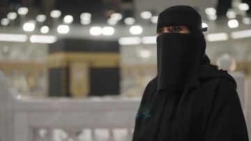 شكرا ملكنا الغالي.. أم شهيد تروي مشاعر الفخر بمشاركة أبنائها في مراسم كسوة الكعبة