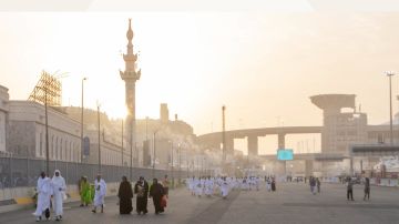 مركز الرصد والتحكم بوزارة الحج والعمرة يتابع تفويج الحجاج واستعدادات المتعجلين