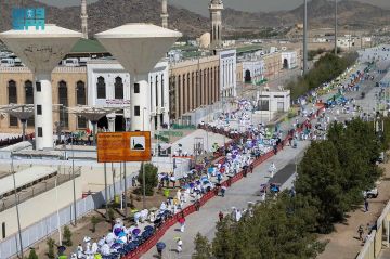 حجاج بيت الله يثمنون خدمات مسجد نمرة: صورة تليق بعظمة المشهد وروحانية المكان
