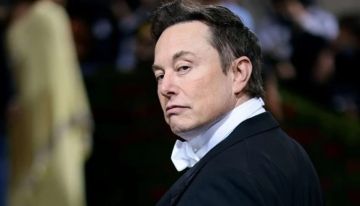 إيلون ماسك يعلن إعادة كتابة التاريخ البشري عبر الذكاء الاصطناعي إيلون ماسك يعلن إعادة كتابة التاريخ البشري عبر الذكاء الاصطناعي