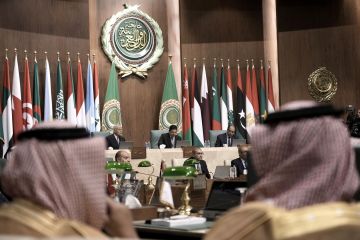 جدل محتدم حول مقر الجامعة العربية في مصر وأمينها.. علاء مبارك يعلق وسط دعوات لتدوير المنصب للخليج