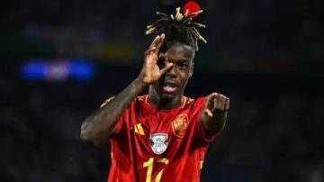 أتلتيك بلباو يتحرك لاحتواء الأزمة حول نيكو ويليامز بعد حادث السيارة أتلتيك بلباو يتحرك لاحتواء الأزمة حول نيكو ويليامز بعد حادث السيارة