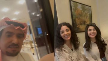 عبدالله السدحان يلتقي نجمات صاعدات في مهرجان الدانة بالبحرين .. فيديو عبدالله السدحان يلتقي نجمات صاعدات في مهرجان الدانة بالبحرين .. فيديو