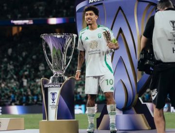 باشكتاش يستهدف فيرمينو ويستفسر عن حالته البدنية تمهيدا للتفاوض باشكتاش يستهدف فيرمينو ويستفسر عن حالته البدنية تمهيدا للتفاوض