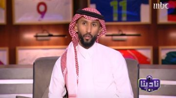 سلمان الفرج: النصر أراد التعاقد معي وقالوا لي اكتب الرقم الذي تريده.. فيديو سلمان الفرج: النصر أراد التعاقد معي وقالوا لي اكتب الرقم الذي تريده.. فيديو