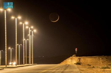 اقتران هلال ذو الحجة بعنقود الثريا في سماء الحدود الشمالية.. ظاهرة تراثية وفلكية نادرة