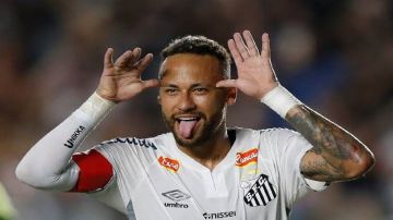 سانتوس أولوية نيمار رغم العروض الخارجية