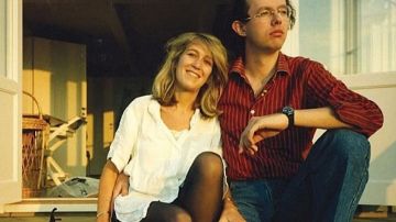 منح لقب سير للملياردير هانز راوزينغ رغم ماضيه القضائي يثير الجدل في بريطانيا منح لقب سير للملياردير هانز راوزينغ رغم ماضيه القضائي يثير الجدل في بريطانيا