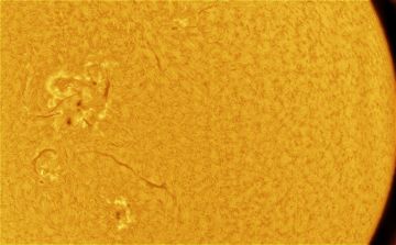 أبو ظبي .. مرصد الختم يوثق انفجارات شمسية نادرة بعدسة تلسكوب متخصص