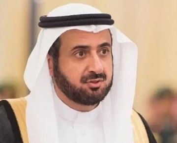 وزير الحج والعمرة يطمئن رئيس بعثة الحج الإيرانية على مغادرة طلائع الحجاج الإيرانيين منفذ جديدة عرعر وزير الحج والعمرة يطمئن رئيس بعثة الحج الإيرانية على مغادرة طلائع الحجاج الإيرانيين منفذ جديدة عرعر