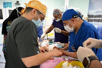 قرب اكتمال المرحلة الخامسة من فصل السيامي السوري سيلين وإيلين قرب اكتمال المرحلة الخامسة من فصل السيامي السوري سيلين وإيلين