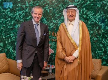 وزير الطاقة يبحث مع مدير الوكالة الذرية التعاون النووي واستضافة مؤتمر الطوارئ في الرياض
