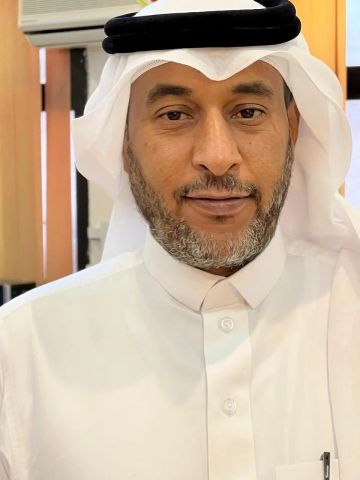 الشريف يدعو لدعم أنسنة المدن وتطبيق تقنية إضاءة الطرق عبر خطوات المشاة والمركبات الشريف يدعو لدعم أنسنة المدن وتطبيق تقنية إضاءة الطرق عبر خطوات المشاة والمركبات