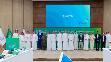 الآسيوي يتفقد استعدادات الرياض لدورة الألعاب للصالات المغلقة والفنون القتالية الآسيوي يتفقد استعدادات الرياض لدورة الألعاب للصالات المغلقة والفنون القتالية