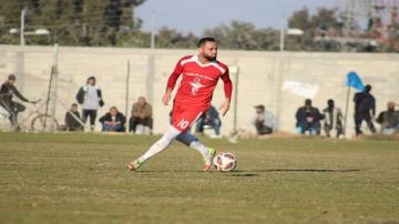 وفاة اللاعب الفلسطيني مهند اللي متأثرا بإصابته بالقصف الإسرائيلي